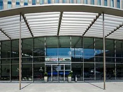 מלון הופדורפ Hampton By Hilton Amsterdam Airport Schiphol 4*,  הולנד