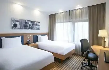 מלון הופדורפ Hampton By Hilton Amsterdam Airport Schiphol